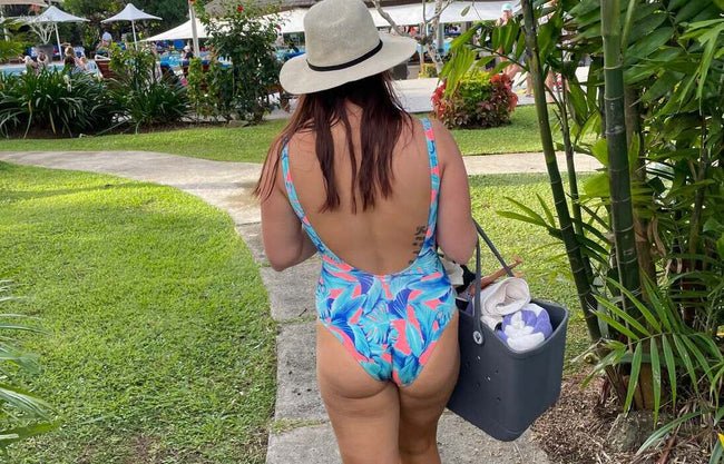 Dino bag spotted abroad in Fiji